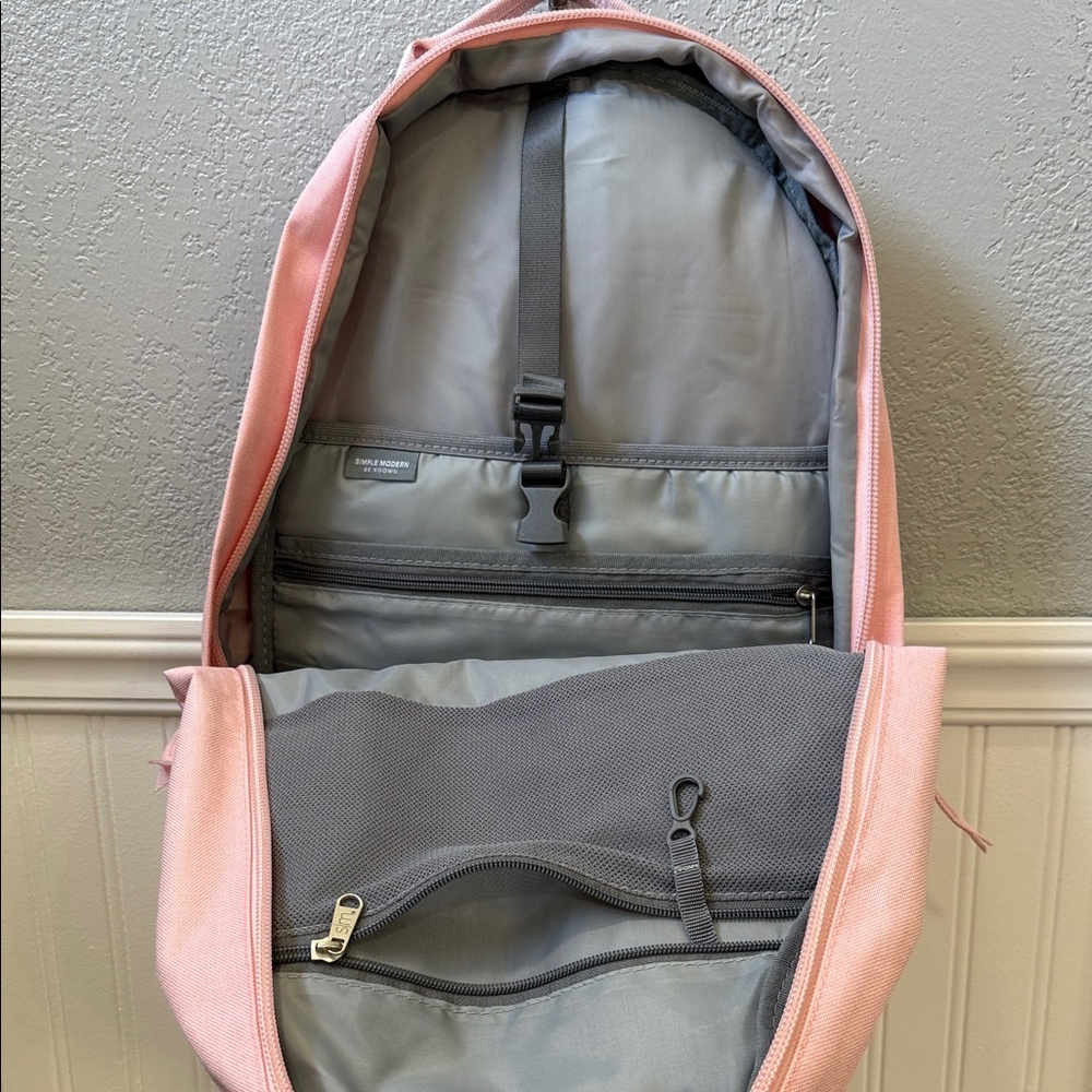 Pink Backpack - Picture 6 of 7